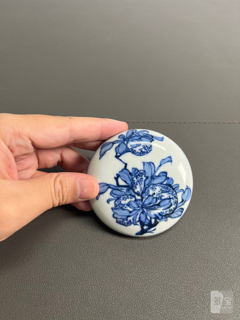 清康熙  青花瑞果花卉纹印泥盒（附木盒） - 图4